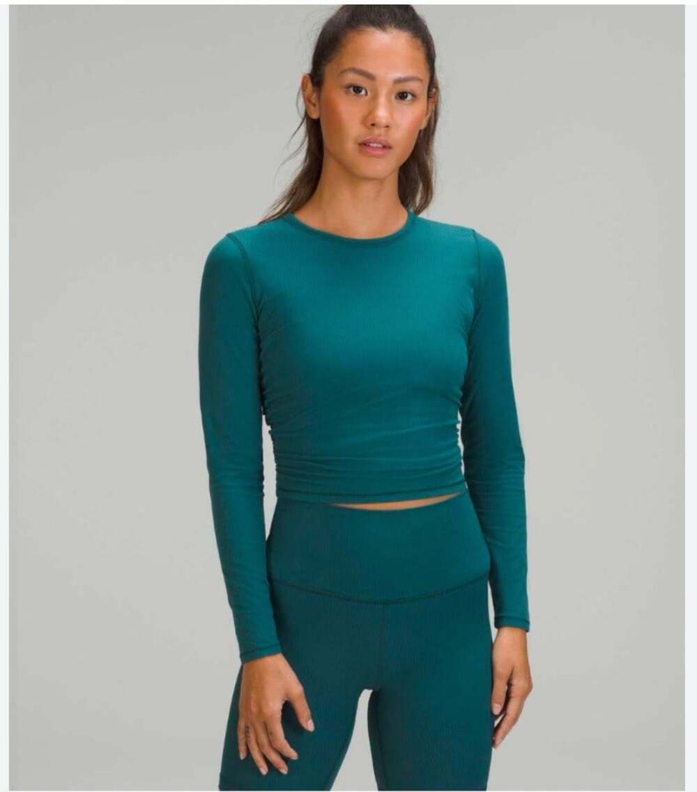 Lululemon All It Takes Shirt Womens Small Green Ribbed Long Sleeve Cropped Top